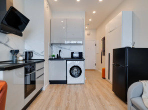 Квартира Happy People на Серебрякова 11к2