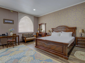 Отель Shah Palace