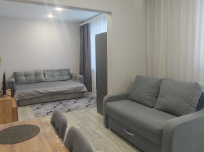 Uyutnaya Studiya V Novom Dome Flat