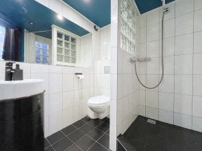 Хостел BookCase Hotel&Hostel