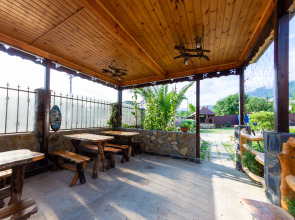 Гостевой Дом Абхазская Усадьба