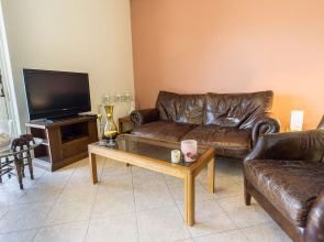 Lux Airport Apartments