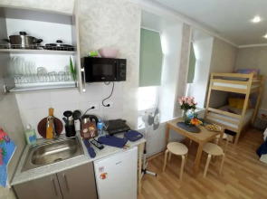 Студия 4 Тат Хаус на улице Нурсултана Назарбаева 9 в центре города у станции метро