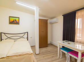 Отель Tatev Hotel and Tours