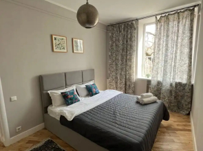 M.o.o.n Apartments Tole Bi Tulebaeva Kv 8 Tsentr Flat