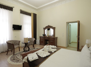 Отель Imperial Palace