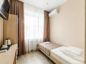 Отель Платон