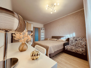 Naprotiv ofisa Lukoyl-Zapadnaya Sibir Flat