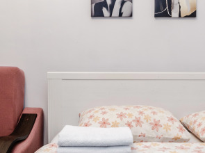 Апартаменты Жуковского 1/2/10 с2 (102)