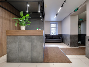 Отель Seven Hills на Брестской