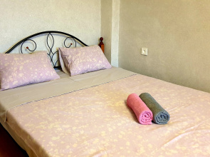 Na Ulitse Vesennyaya 5 Flat