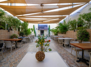 Отель Royal prestige