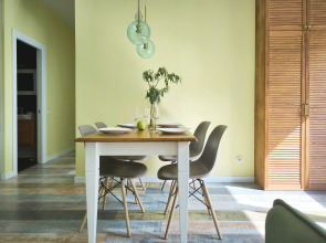 Квартира Комфортная с Просторной Гостиной, Спальней, Детской, Кабинетом и Двумя Санузлами