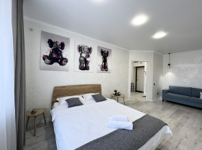 Lux V Novom Dome Apartments