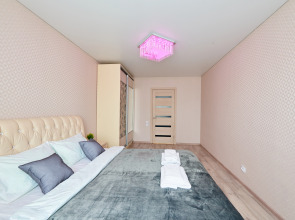 Апартаменты Двухкомнатные Sutki VIP на Тамбовской 23