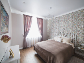 Апартаменты Сталинское Барокко в Сердце Города