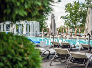 V 5 minutah ot morya Apartments
