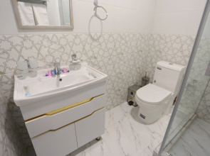 Отель Bibihojar