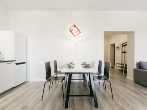 Апартаменты 3х Комнатные Gerbera Apartment