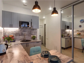 Апартаменты Студия KrasLoft в ЖК Притяжение на двоих