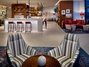 Отель Vida Emirates Hills