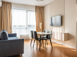 Elegantniye v Stile Minimalizm Apartments
