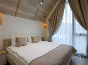 Chalet Mont Cristal by Provence