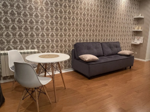 Na Ul. Krestyyanskaya 24 Flat