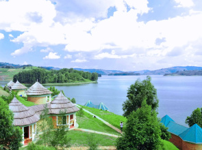 Nyamunyonyi Lake Resort