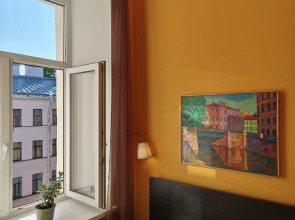 Меблированные комнаты на Столярном