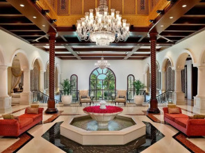 Отель The Ritz-Carlton, Dubai