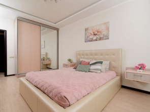 Ot FolkFort na Raketnom Bulvare Ryadom VDNKh Parki i Metro Flat Flat