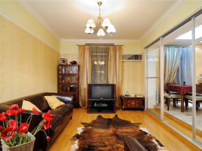 Апартаменты на Городском Валу 10