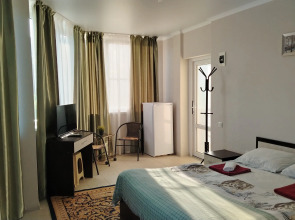 Гостевой Дом "Adam & Eva"