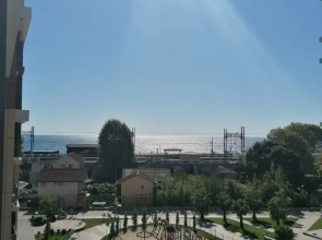 Karavella Portugalii U Morya S Basseynom Flat