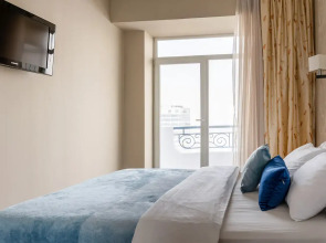 Апартаменты Apart VL на набережной с видом на море