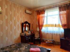 Na Mayakovke Private House