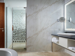 Отель Ренессанс Минск Конгресс и СПА Центр