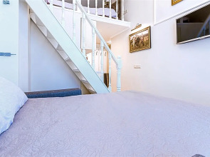 Квартира 2 ColorSPB Дом Художников