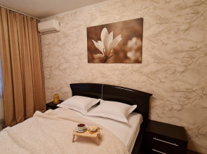 On Ryabikova 37 Luxe Flat