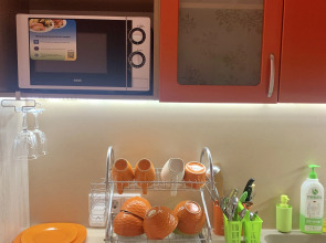 Квартира Уютная в Новом Доме Недалеко от Центра для Некурящих Людей