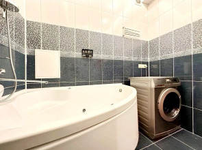 Квартира Трехкомнатная в центре на Орджоникидзе рядом с Набережной