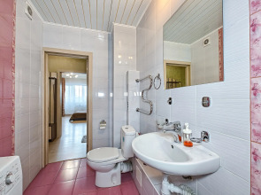 Апартаменты Крылова, 34, этаж 13