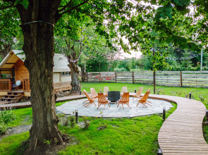 Глэмпинг Шалаш