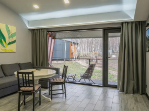 Отель Шепот