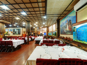 Отель Frantel Palace