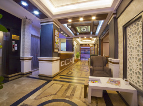 Отель Black Tulip