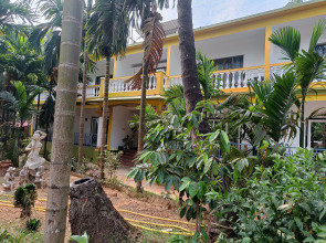 Lavish Exotic Apart Hotel