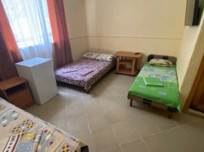 Yana Guest House