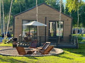 Na beregu Istrinskogo vodokhranilischa Private house